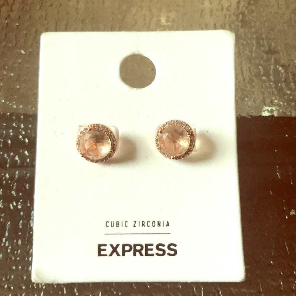 Express CZ studs